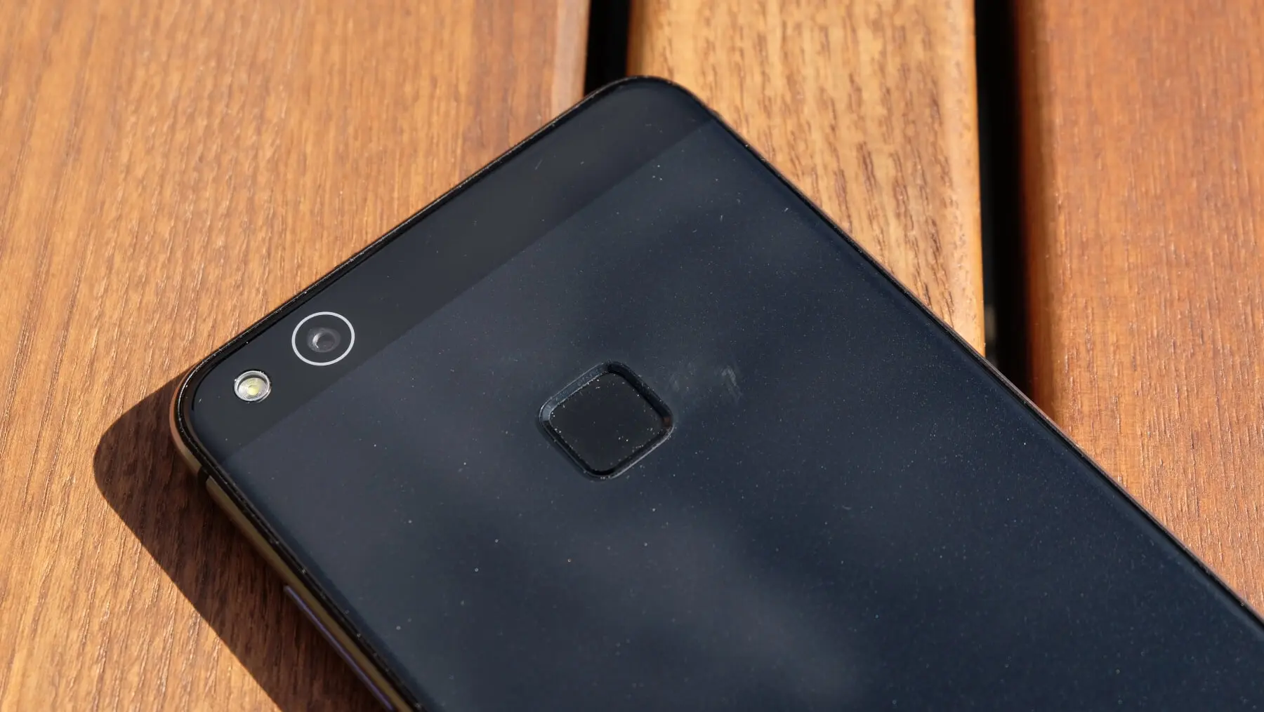 P10 Lite