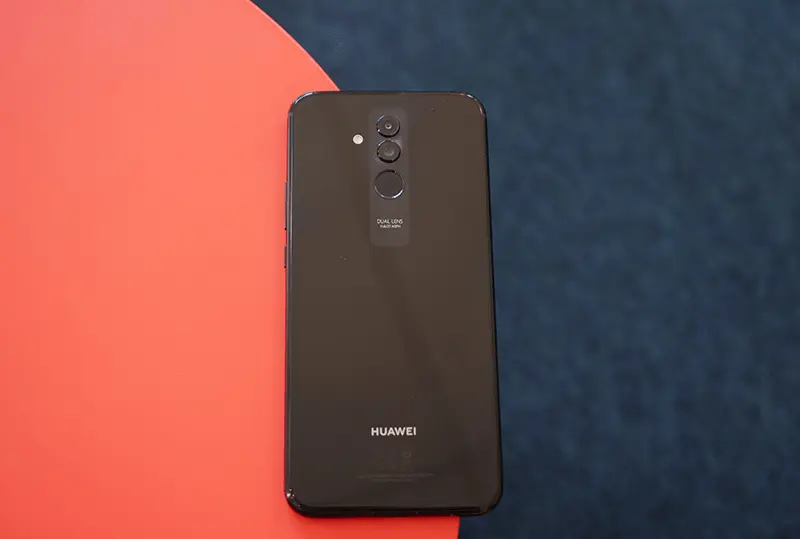 Huawei Mate 20 Lite Huawei Mate 20 Lite