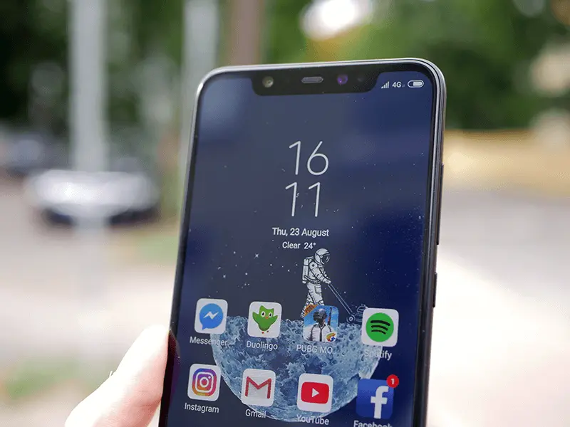 Xiaomi Mi A2, A2 Lite, 8 Xiaomi Mi A2, A2 Lite, 8
